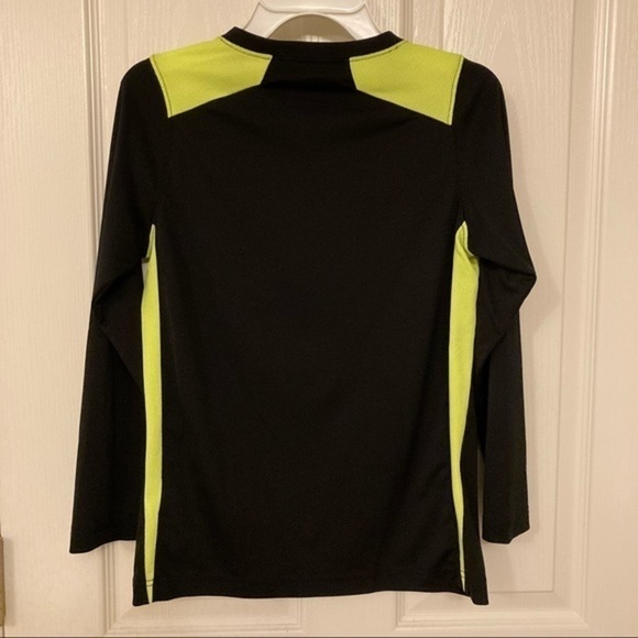 Big boys Nike DriFit long sleeve t-shirt size M - Picture 4 of 4